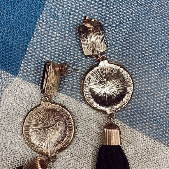 Women’s Black Earrings - Picture 7 of 7